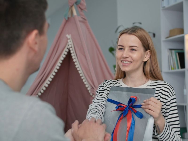 obradujte osobu sa unikatnim poklonom